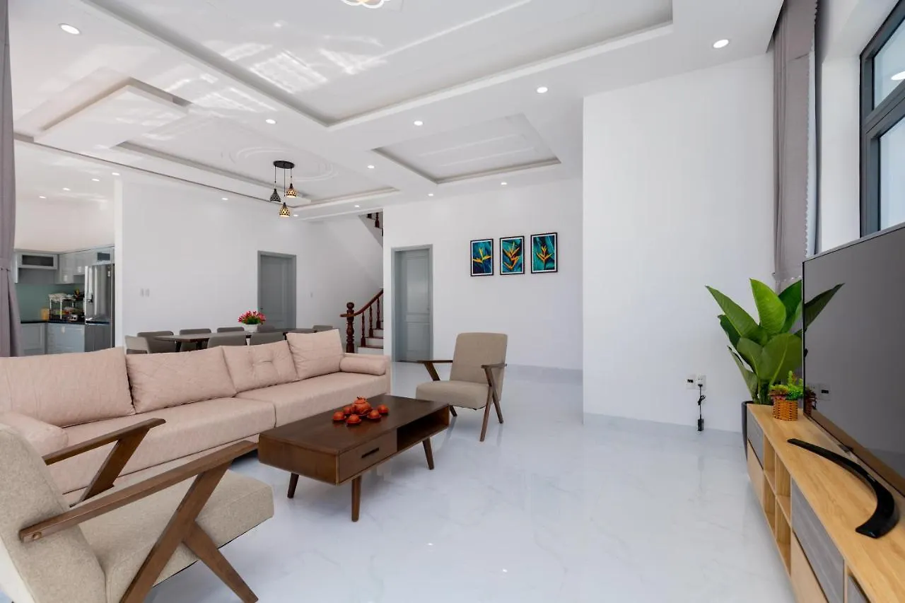 Palm Villa 11 - Luxury Pool Villa 8Rooms, Bida, Ho Boi, Gan Bien Vung Tau 0*,