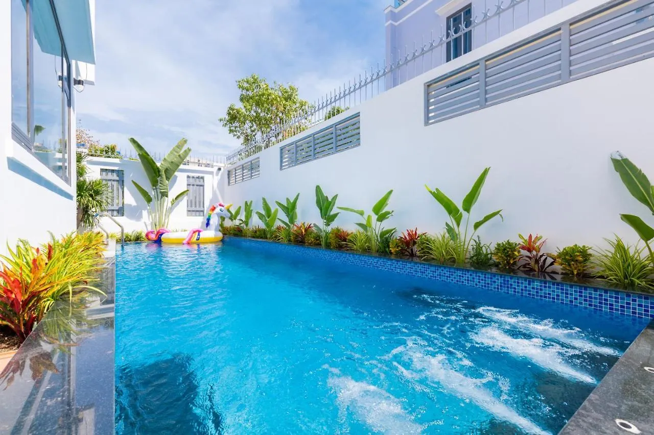 Palm Villa 11 - Luxury Pool Villa 8Rooms, Bida, Ho Boi, Gan Bien Vung Tau